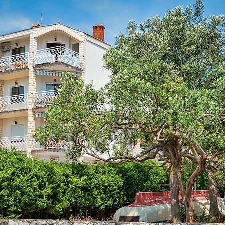 Villa Daniela Трогир Экстерьер фото
