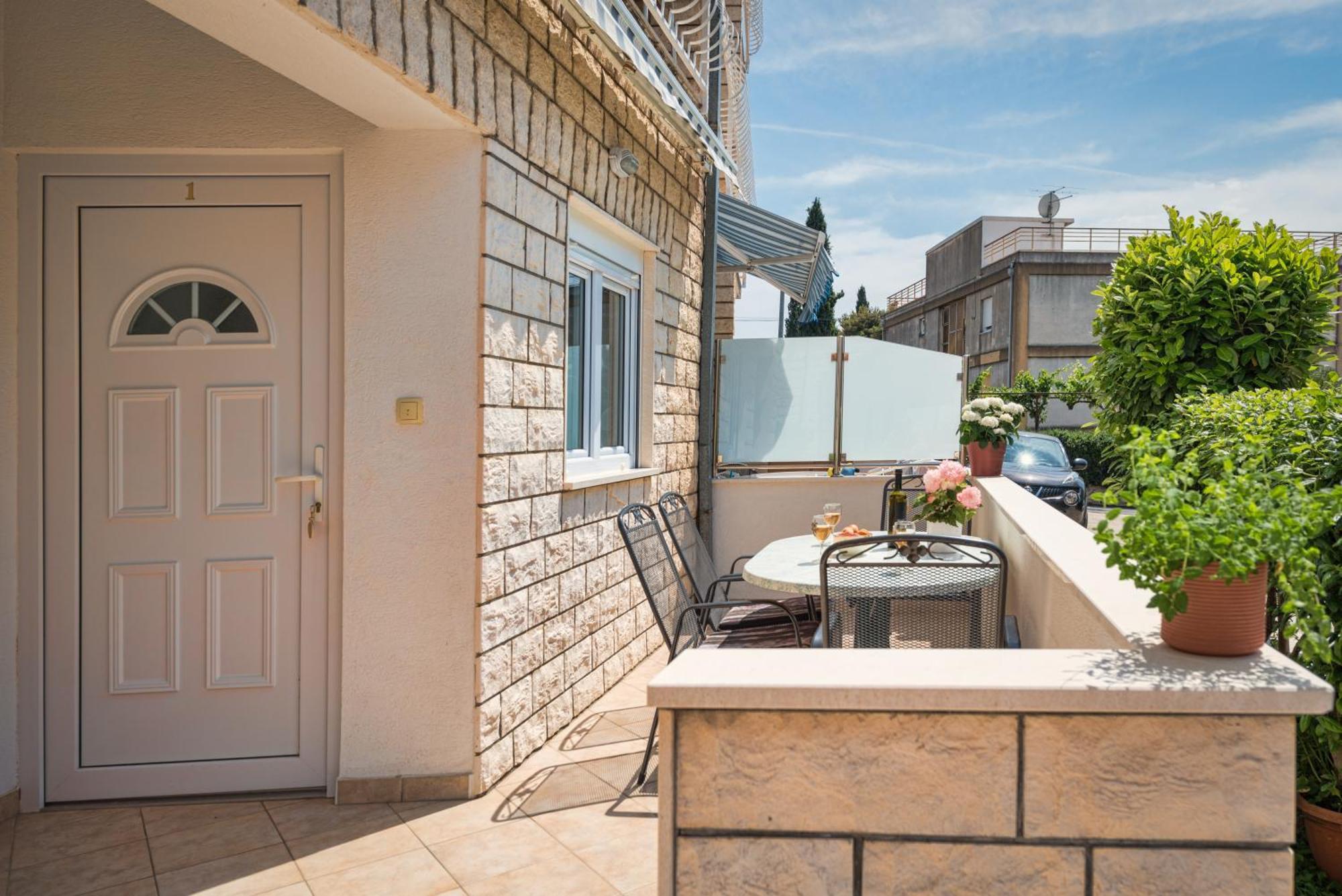 Villa Daniela Трогир Экстерьер фото