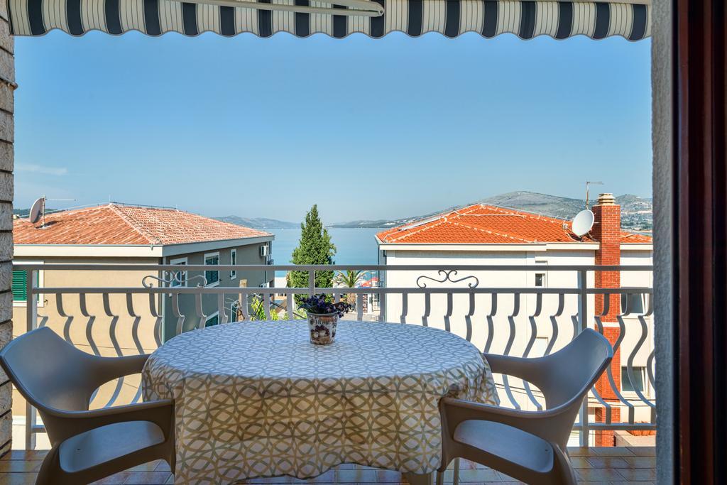 Villa Daniela Трогир Экстерьер фото