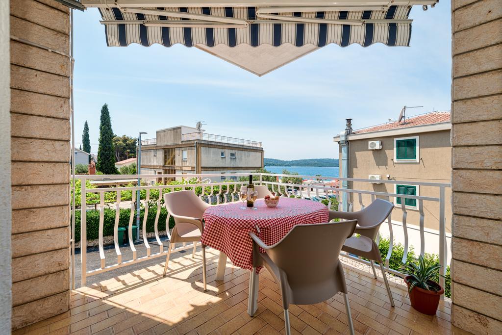 Villa Daniela Трогир Экстерьер фото